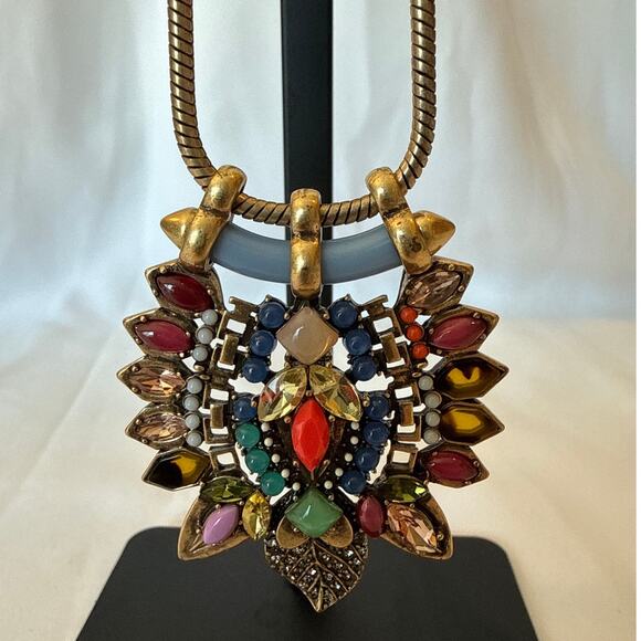 Stella & Dot Style Rainbow Multi Gemstone Statement Pendant Necklace Gold Tone - Picture 5 of 10